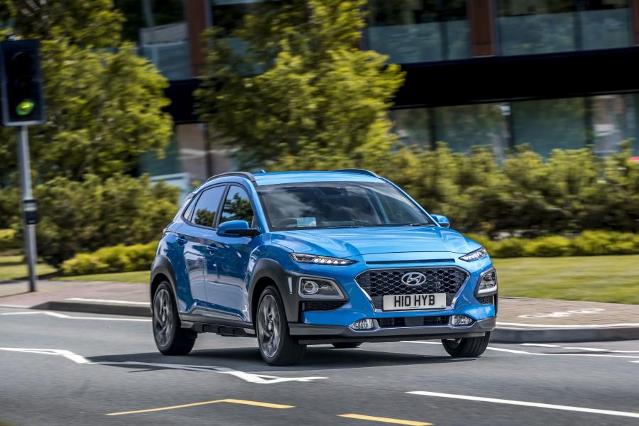  Hyundai Kona Hybrid (OS) 2019 года  (UK) (фото 13 из 40)